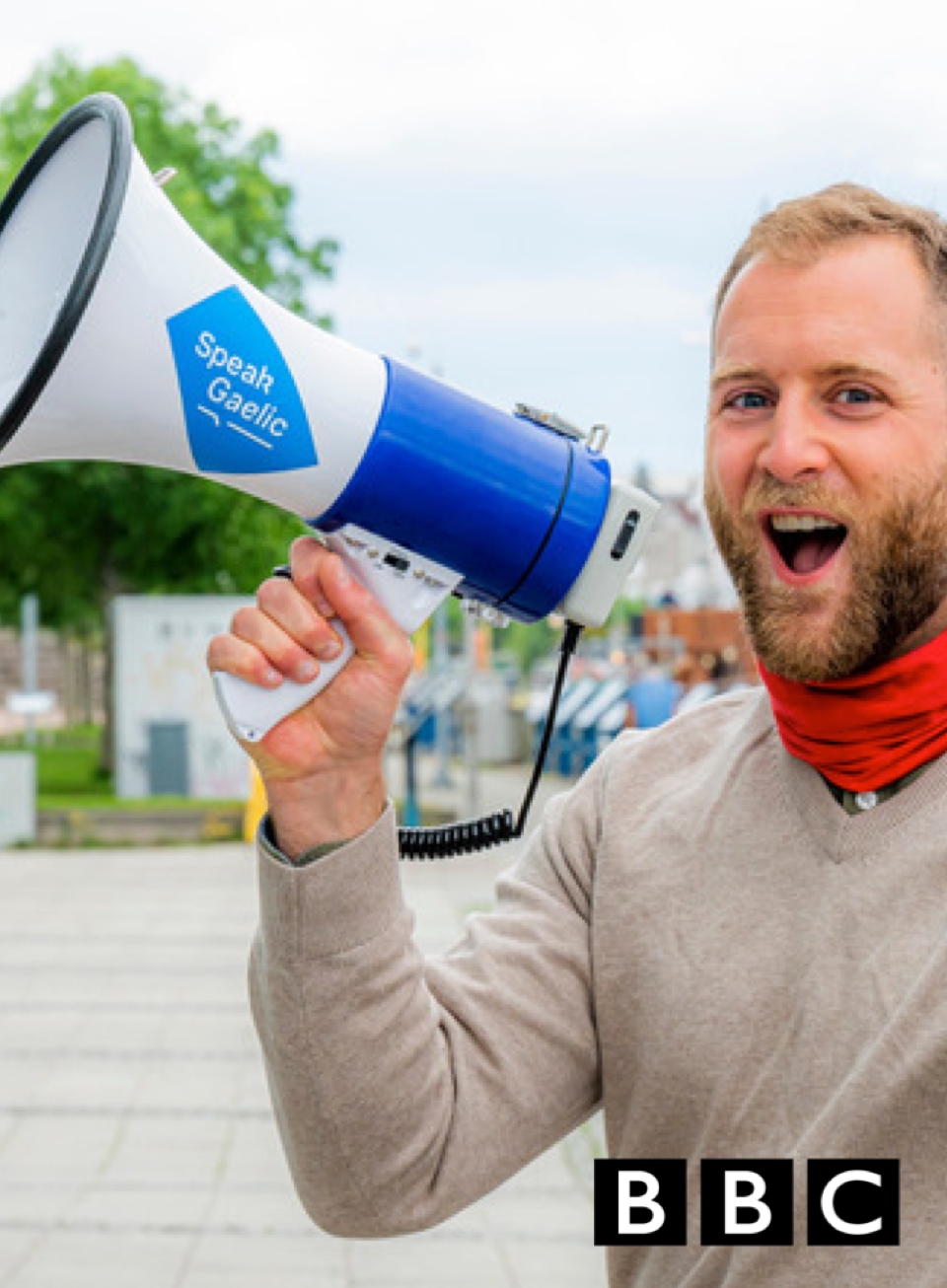 SpeakGaaelic's Calum MacLean holds a loudspeaker
